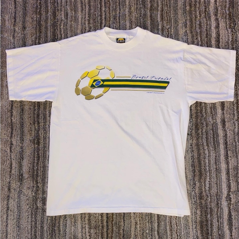 Vintage Brazil Futebol Soccer T shirt. Condition is like new